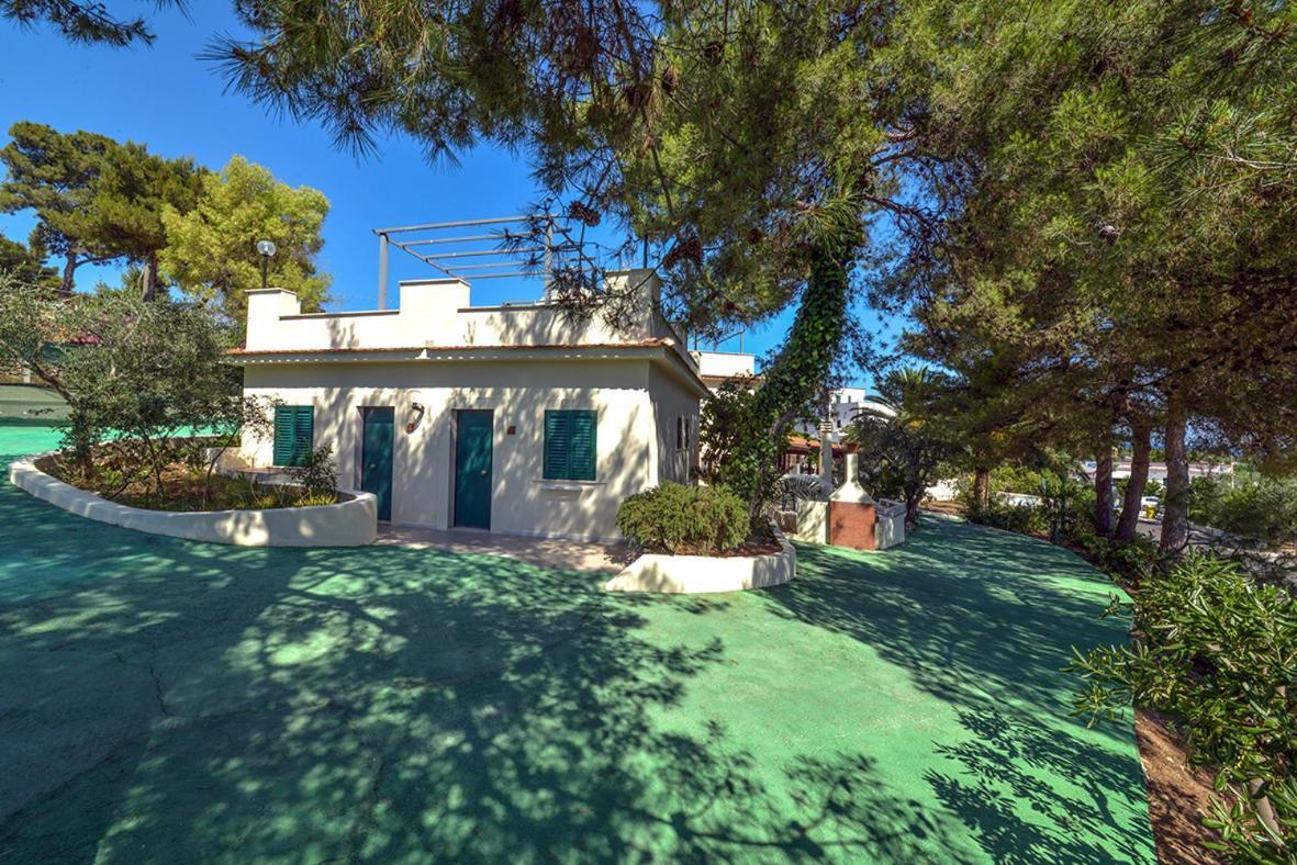 Hotel Incontro Peschici Kültér fotó