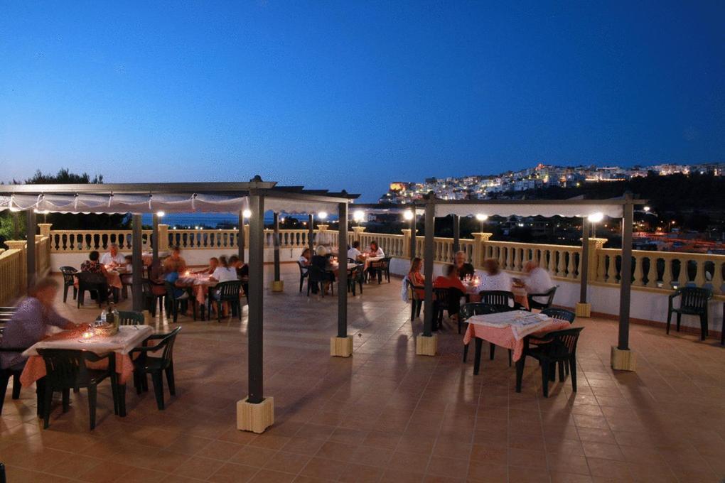 Hotel Incontro Peschici Kültér fotó